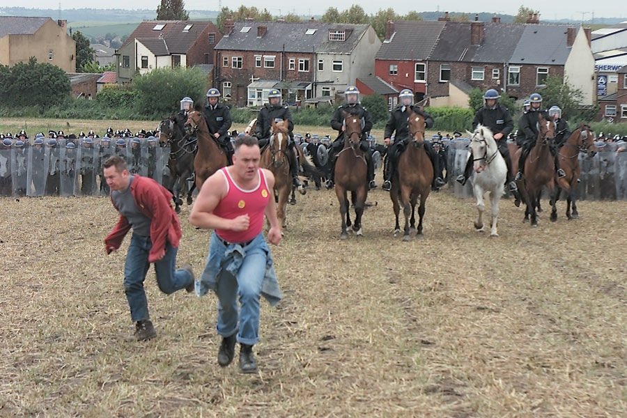2021_RECOLLECTIONS_Jeremy-Deller-battle-of-orgreave-4